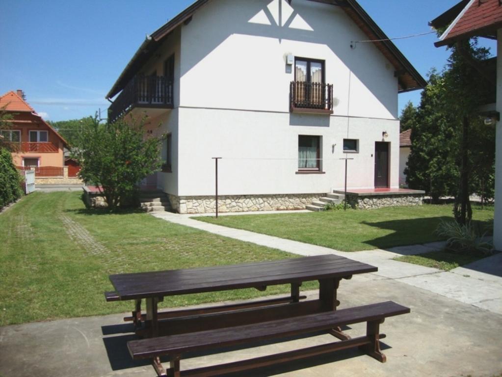 Gyongyvirag Vendeghaz Appartement Balatonboglár Kamer foto