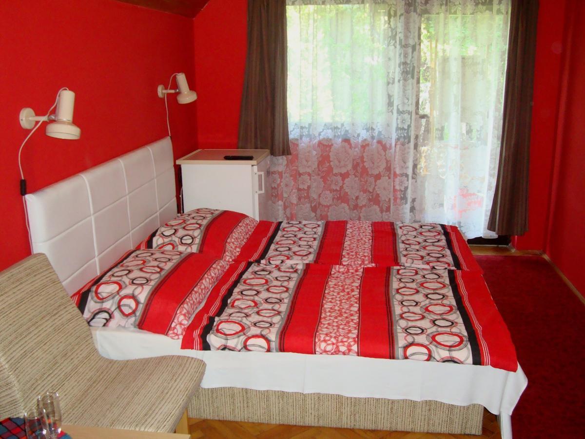 Gyongyvirag Vendeghaz Appartement Balatonboglár Buitenkant foto