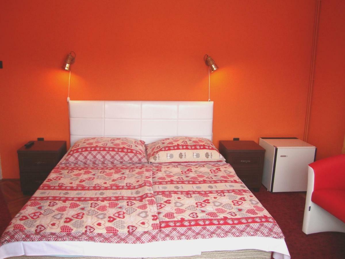 Gyongyvirag Vendeghaz Appartement Balatonboglár Buitenkant foto