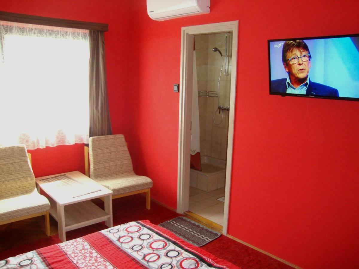 Gyongyvirag Vendeghaz Appartement Balatonboglár Buitenkant foto